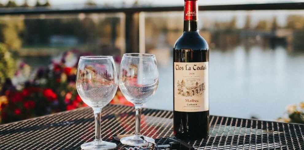 anna-hecker-cJdwPzls6kg-unsplash